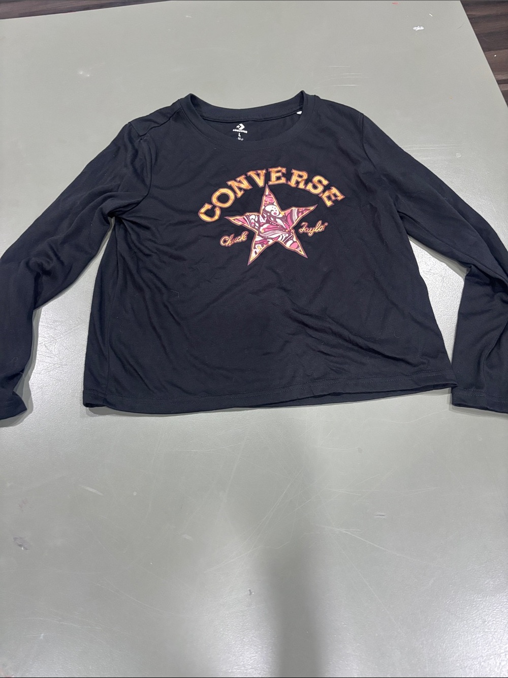 Women’s crop top Converse Black Long Sleeve Graphic Tee with Orange-Pink Star